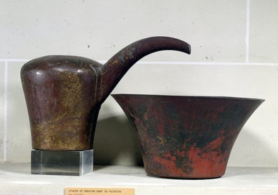 Ewer and basin by Old Kingdom Egyptian
